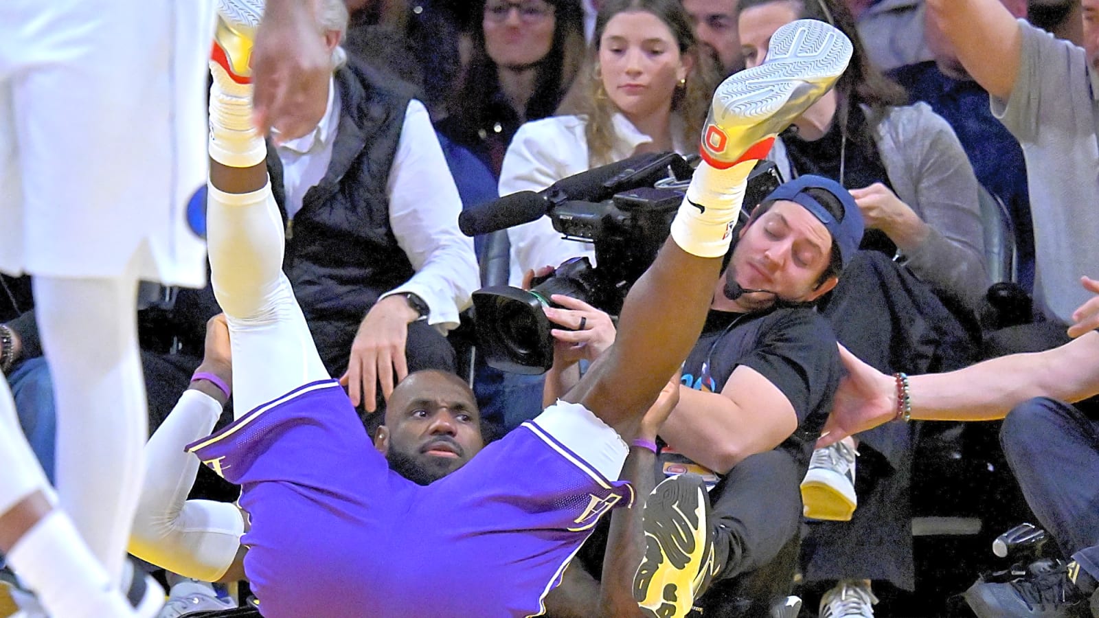 Australian Couple Breaks Silence After Spending $32,000 on Lakers Game With LeBron James, Luka Doncic Out