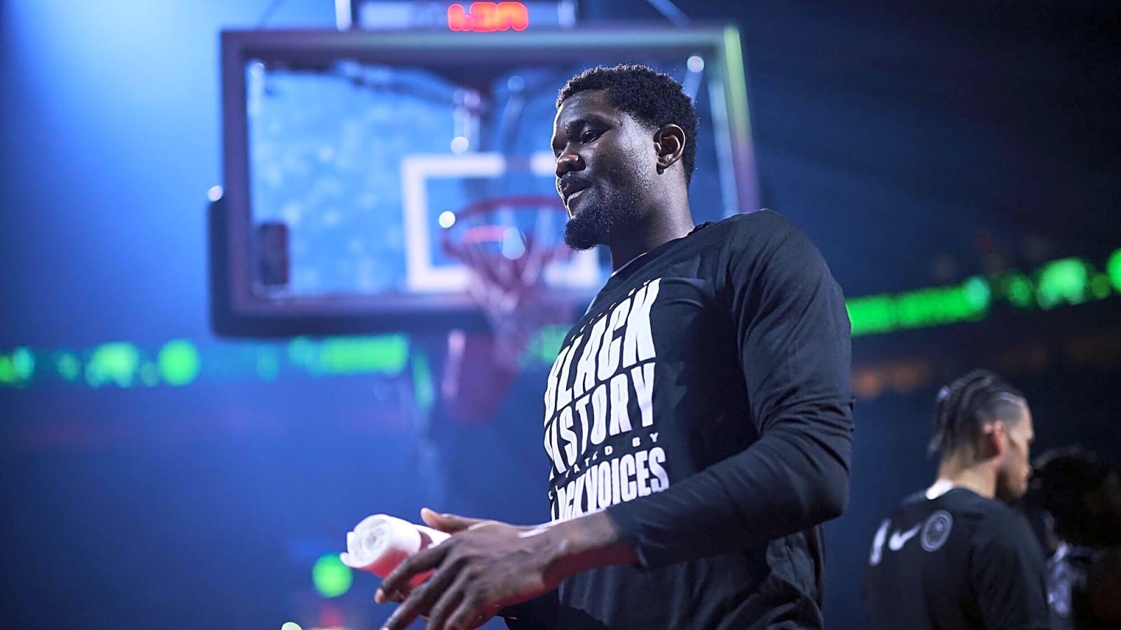 'We Waiting for Breaking News' –  3x All-Star Getting Impatient With the Los Angeles Lakers And Deandre Ayton