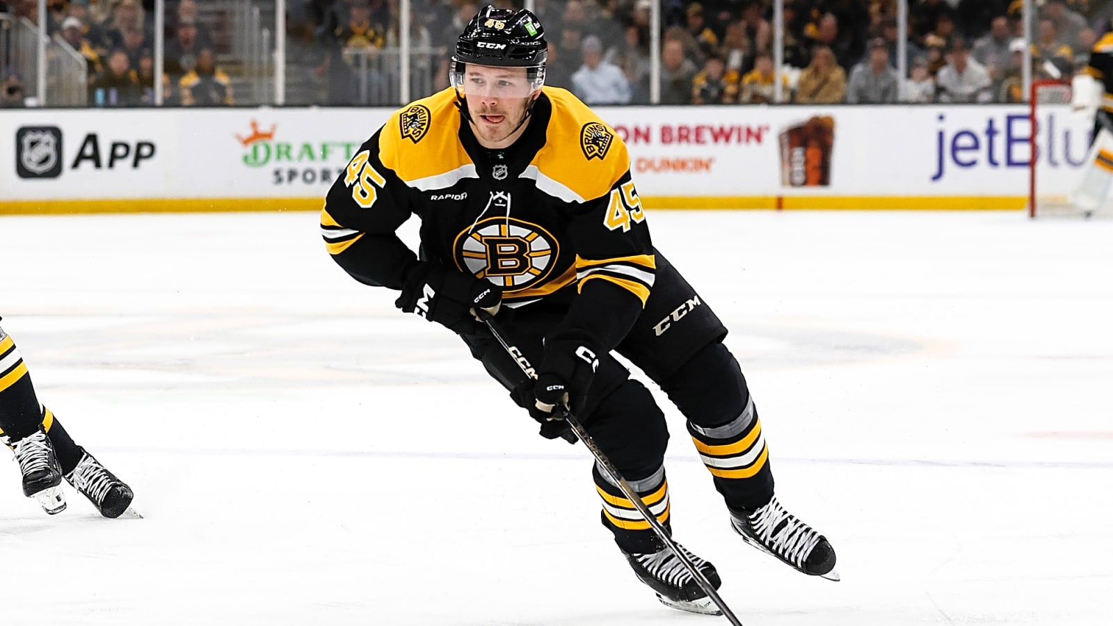 Winnipeg Jets Sign Former Vancouver Canucks Forward to a One-Year Contract