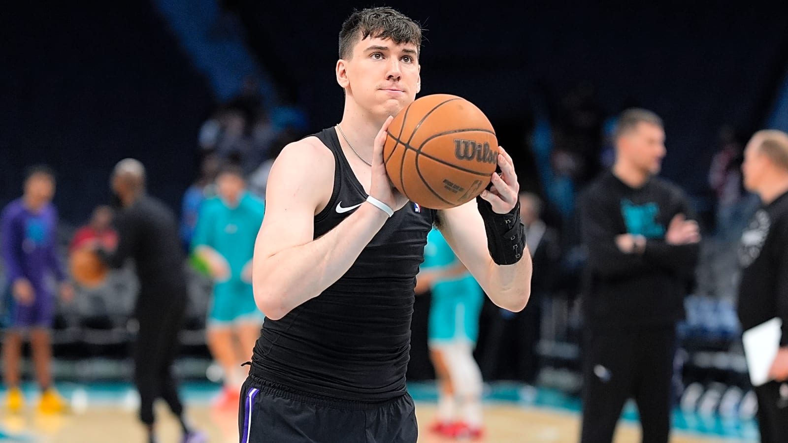 Damian Lillard Praises Jake LaRavia After Gilbert Arenas Rips Lakers For Signing The Forward