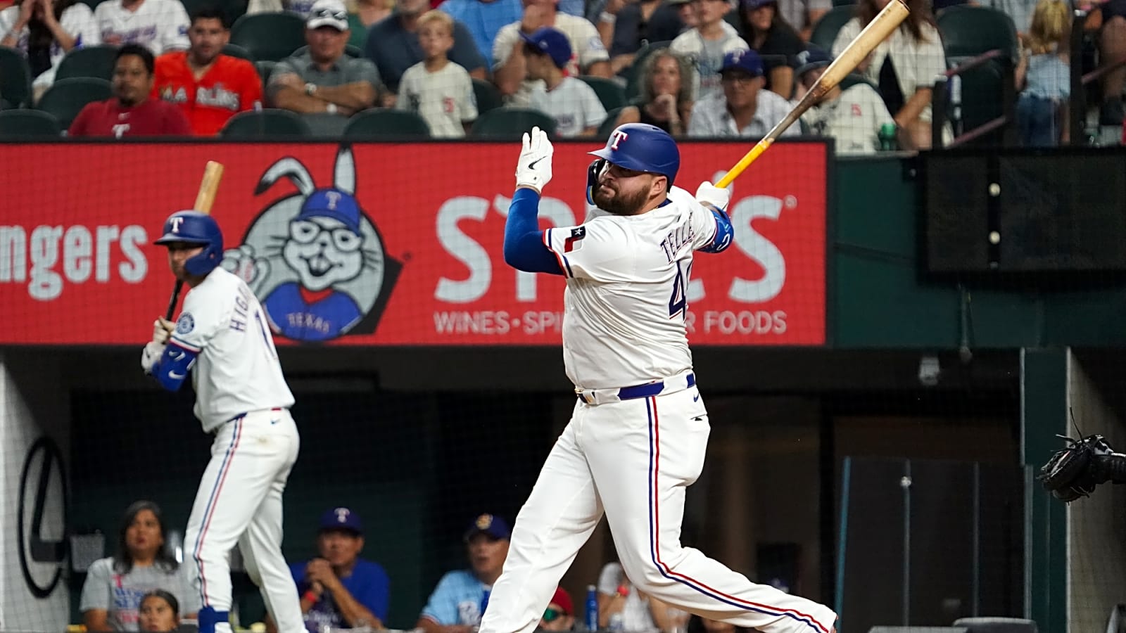 Braves, Rowdy Tellez Agree To Minor League Deal