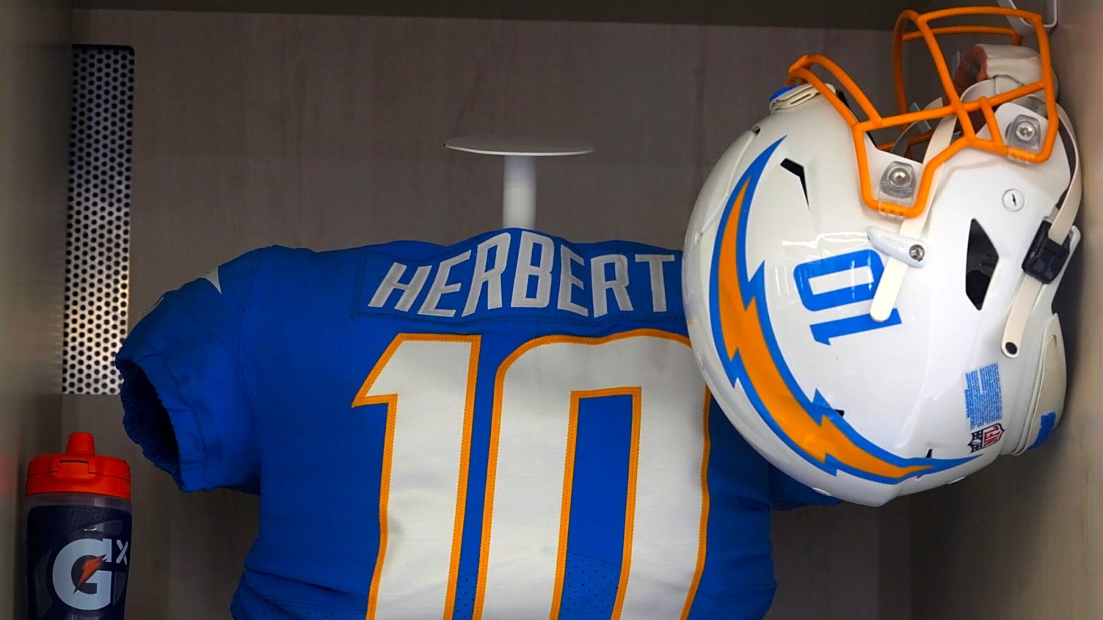 Justin Herbert’s Mysterious Absence Is Raising Eyebrows Across the NFL