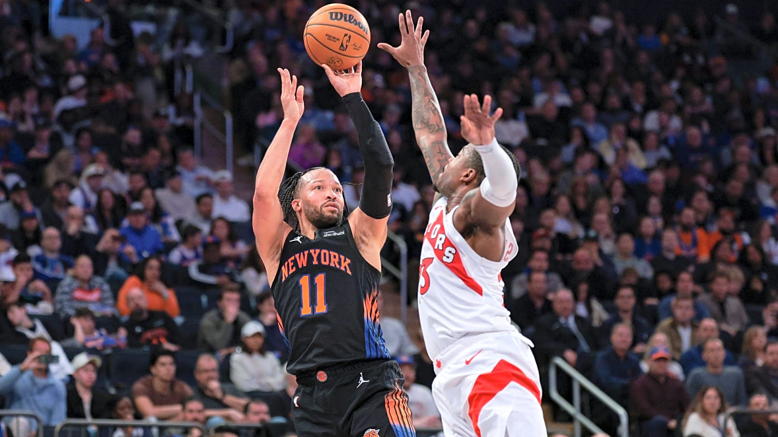 Knicks Secure No. 3 Seed With Win Over Raptors, Extend Streak