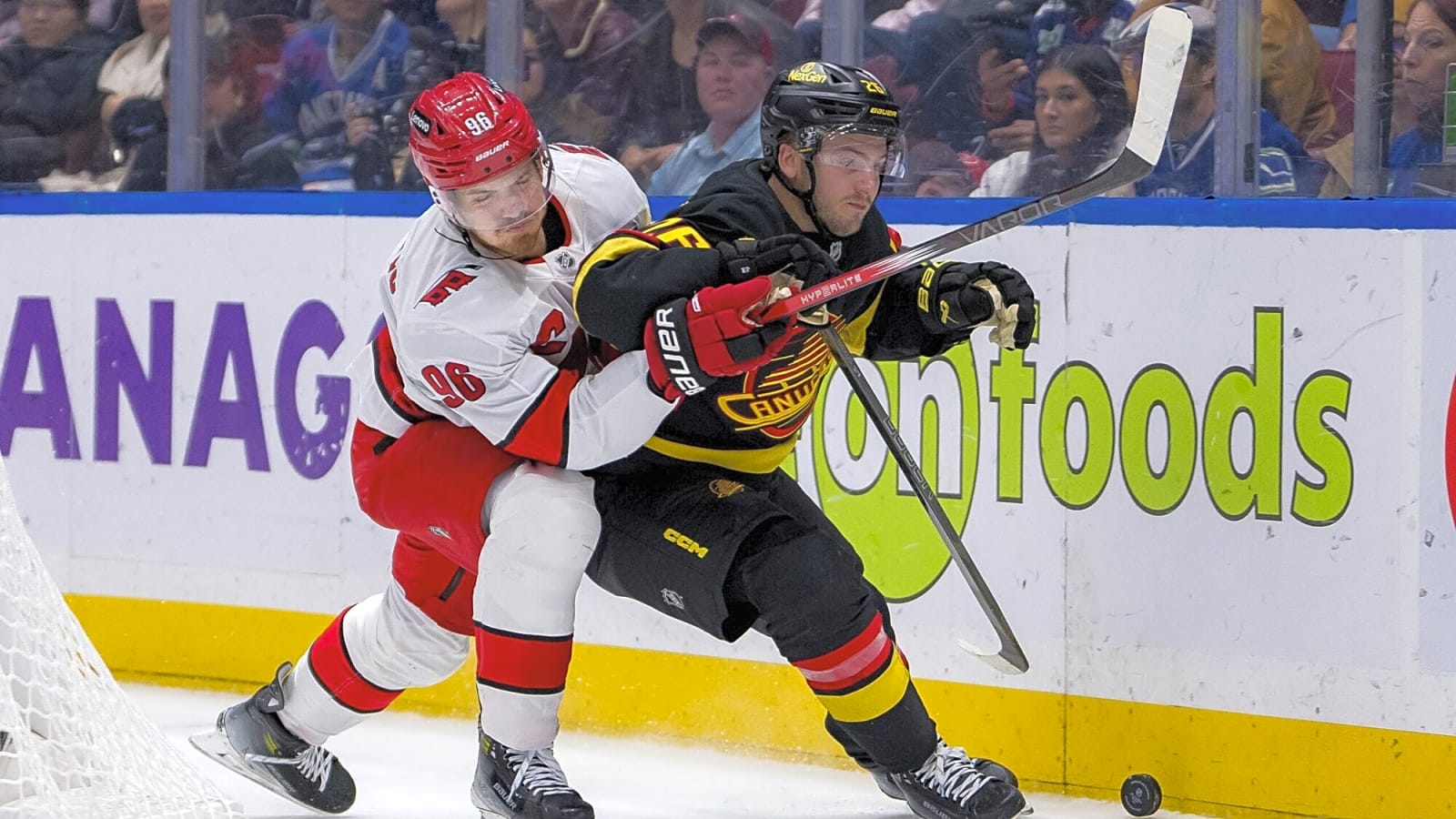 Canucks 2025 NHL free agency target: Jack Roslovic