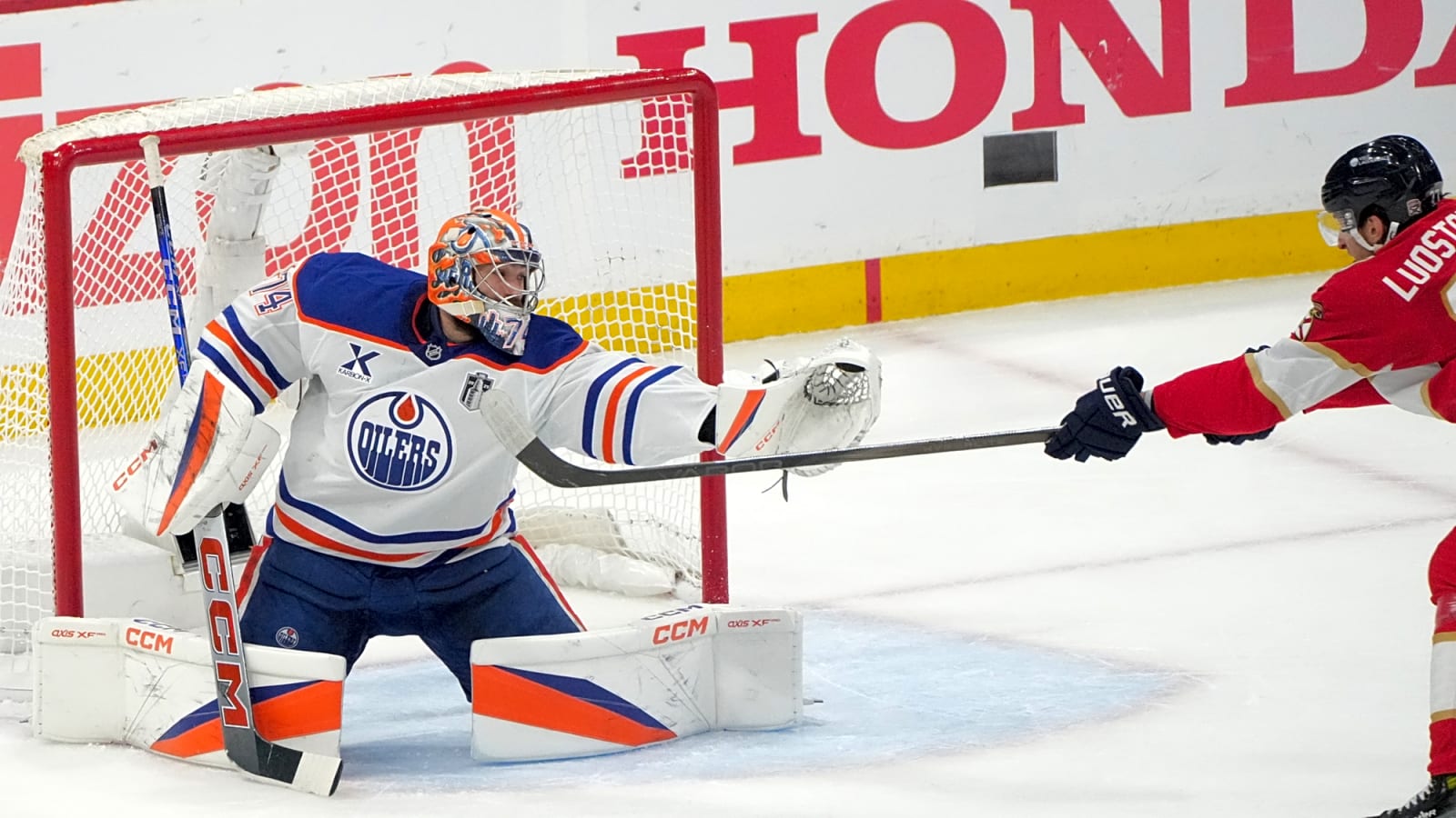 Stuart Skinner pulled by Oilers for second game in a row