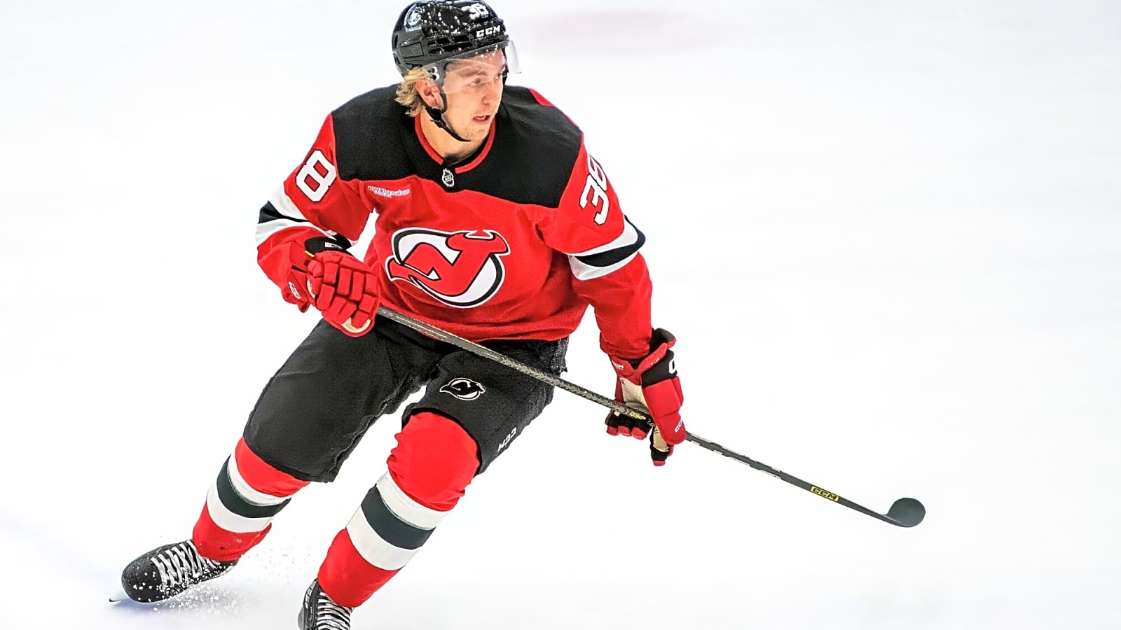 Devils sign Topias Vilen to one-year contract