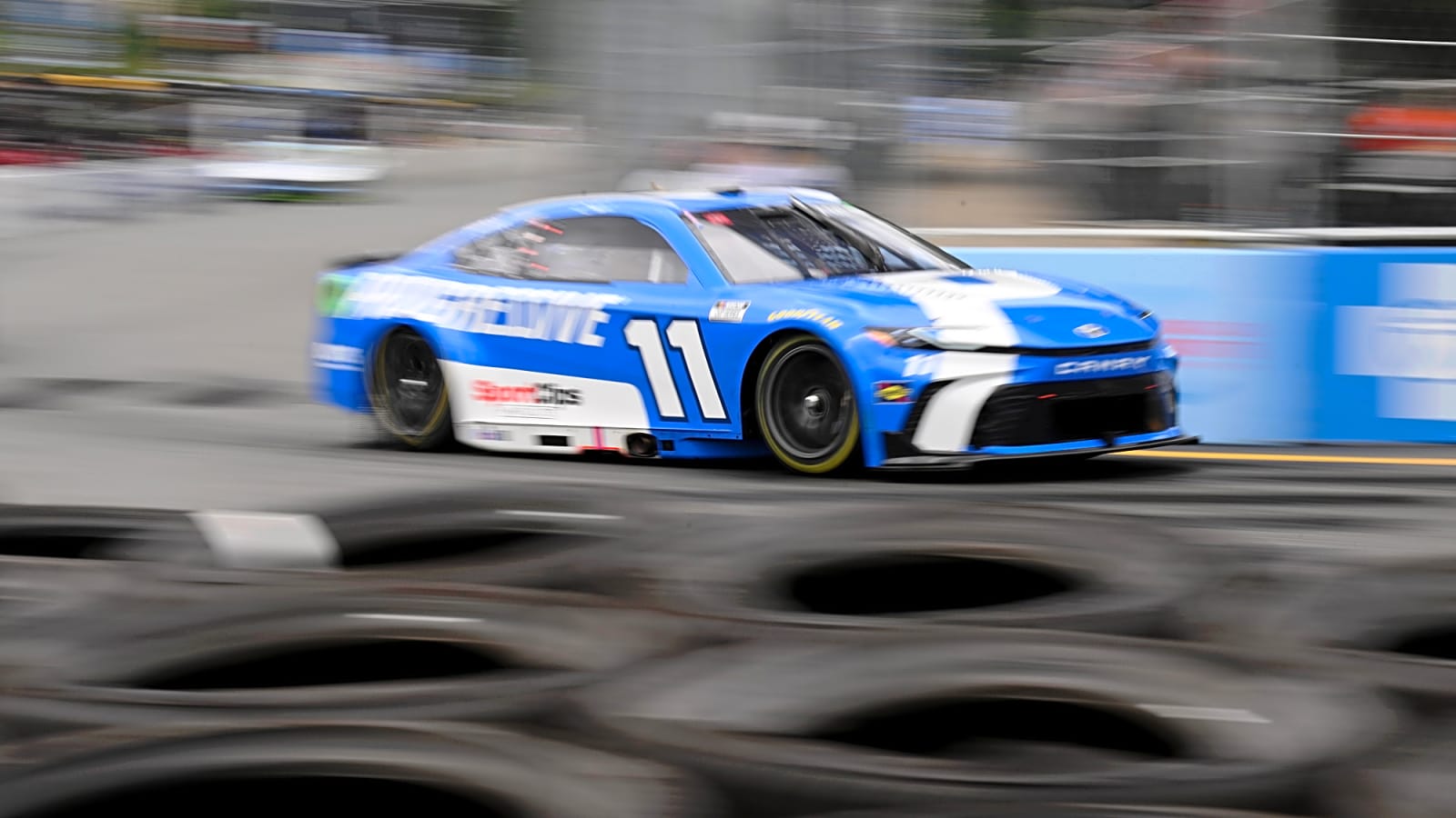 Denny Hamlin Feels Keeping the Chicago Street Race Is a No-Brainer for NASCAR