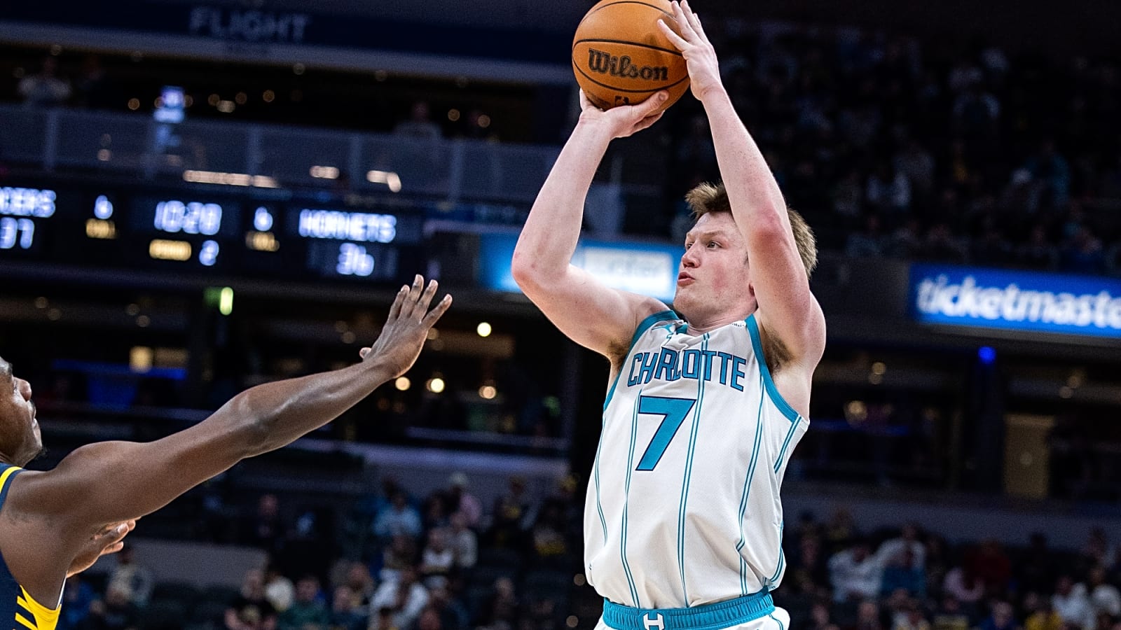 Hornets’ Kon Knueppel breaks NBA rookie 3-Point record