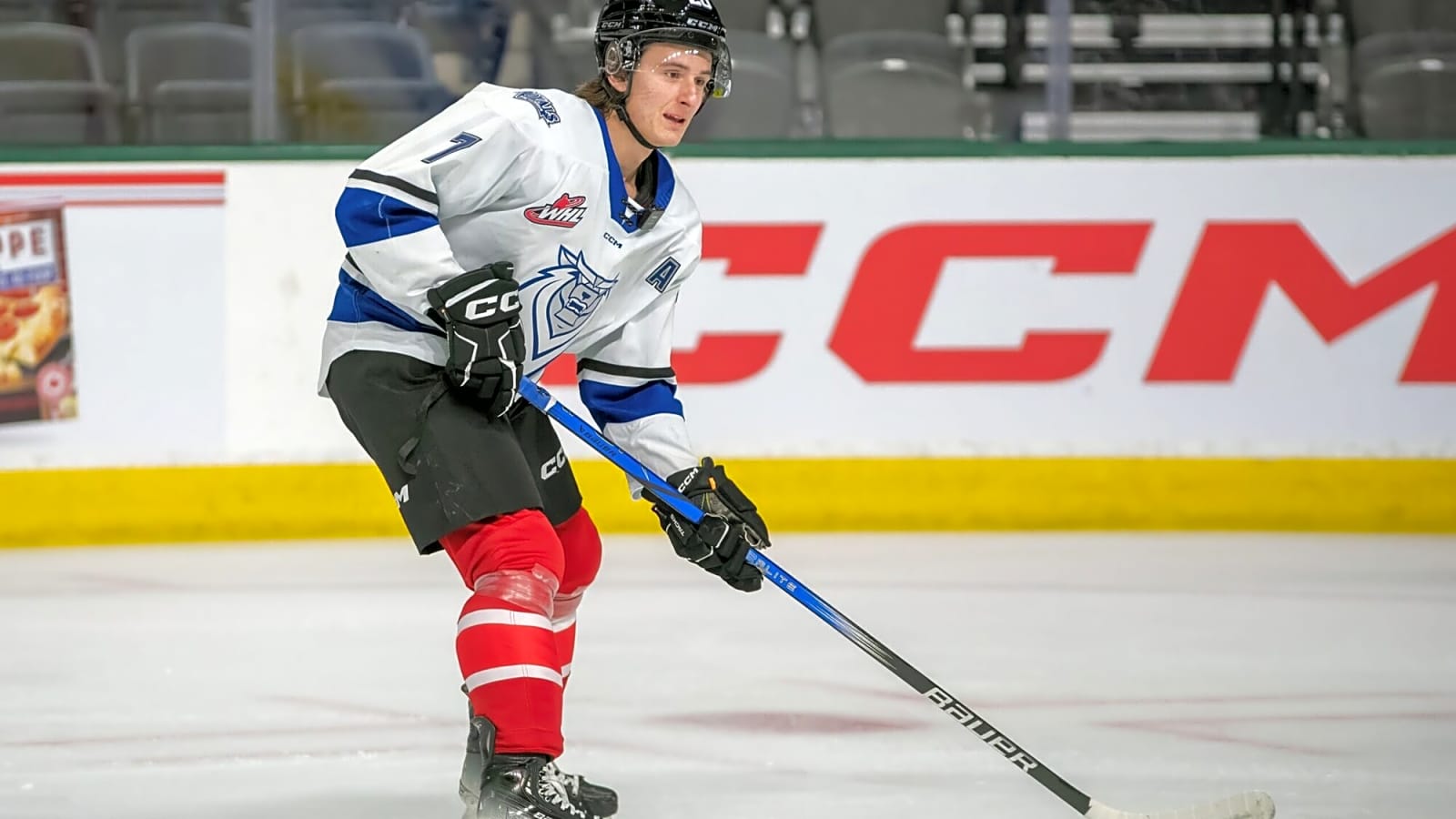 Flames select Cole Reschny No. 18 overall in 2025 NHL Draft