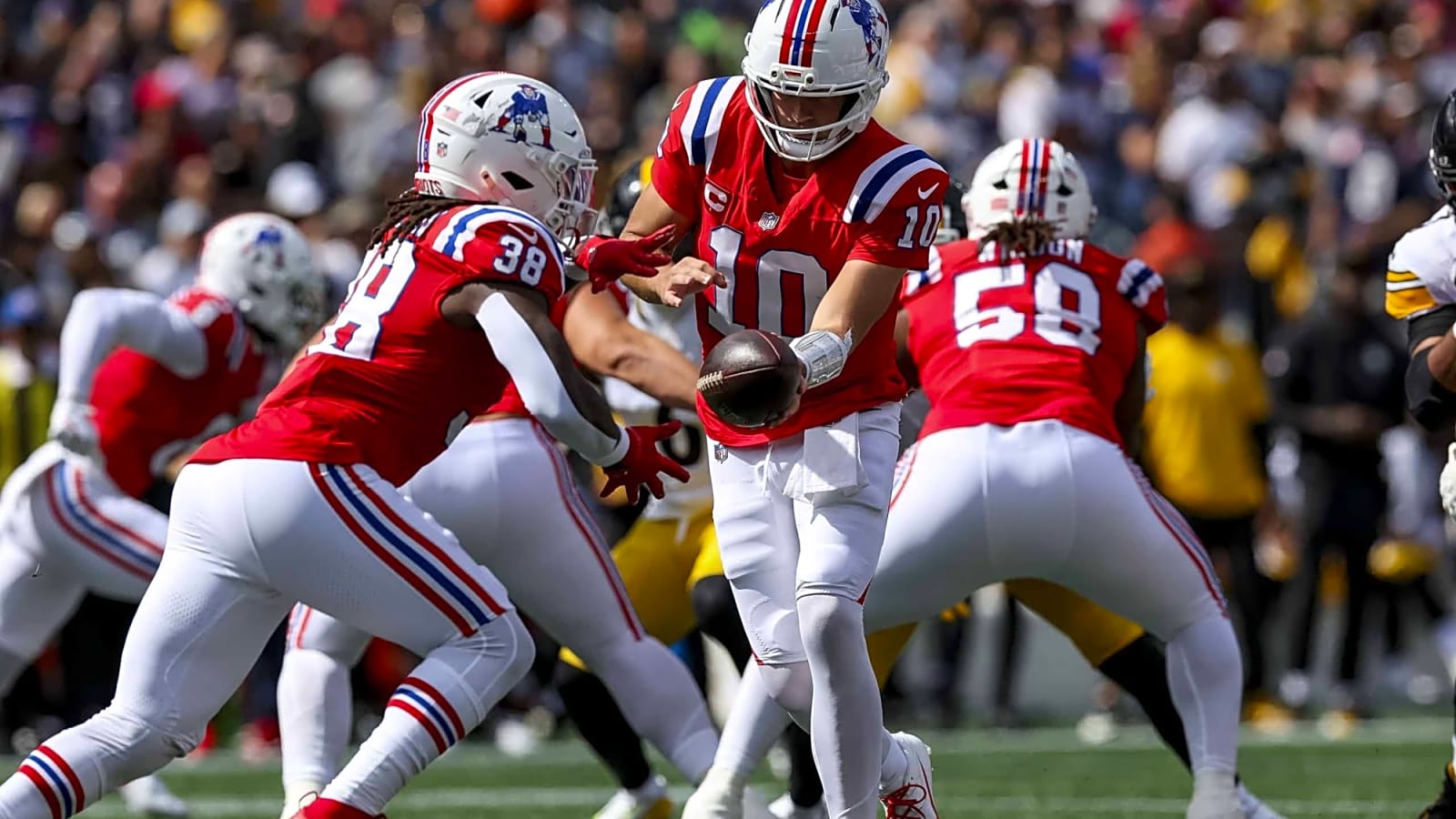 New England Patriots Executive Delivers Stern Warning to Rhamondre Stevenson