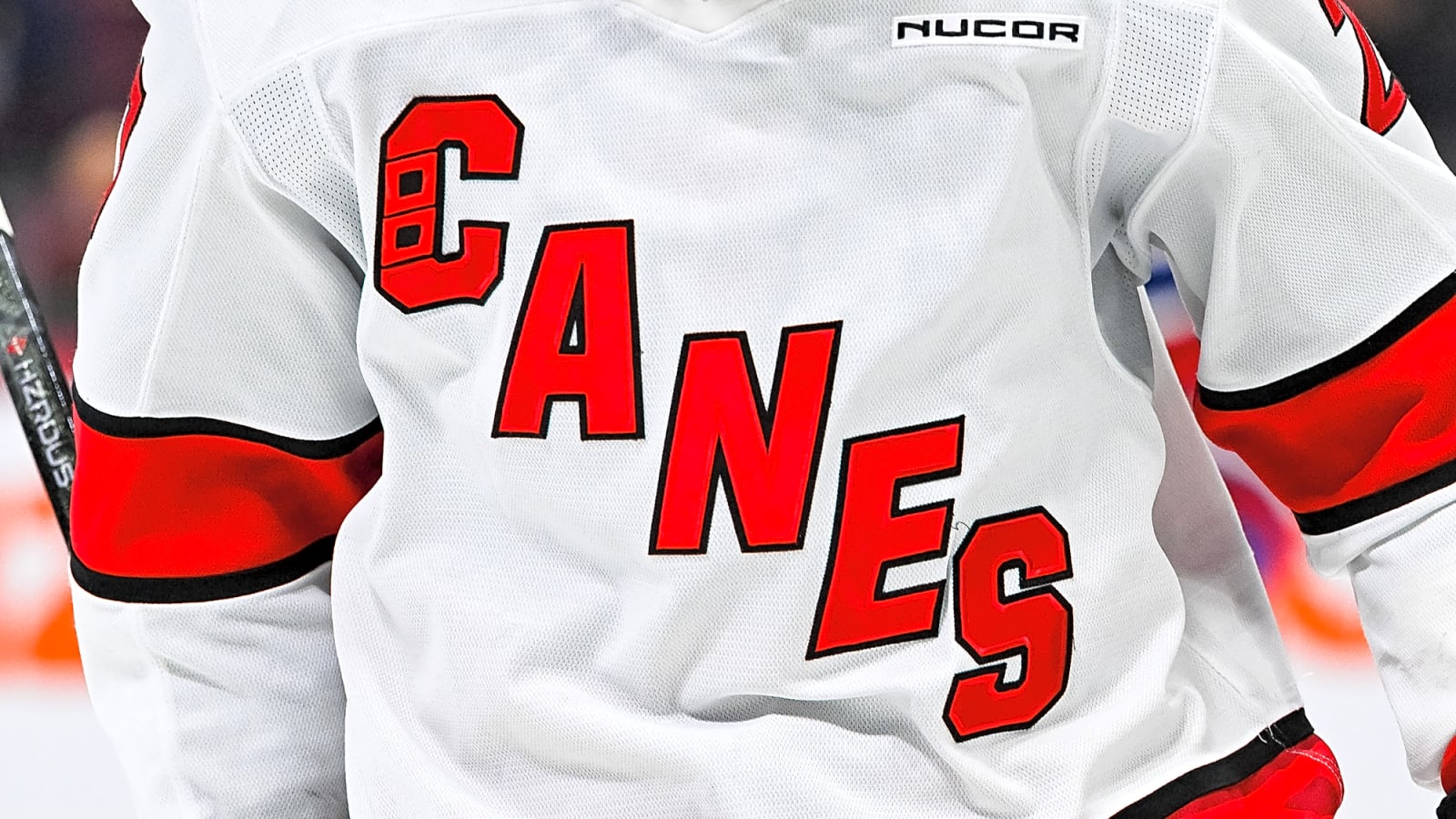 Carolina Hurricanes Trade 34th Overall Pick to Canadian Team