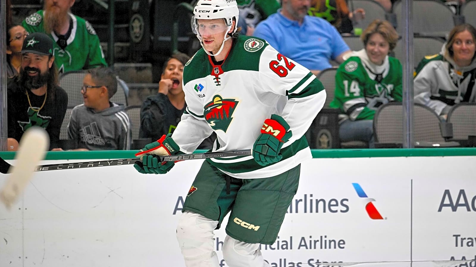 Report: Rangers sign Andrej Sustr to professional tryout