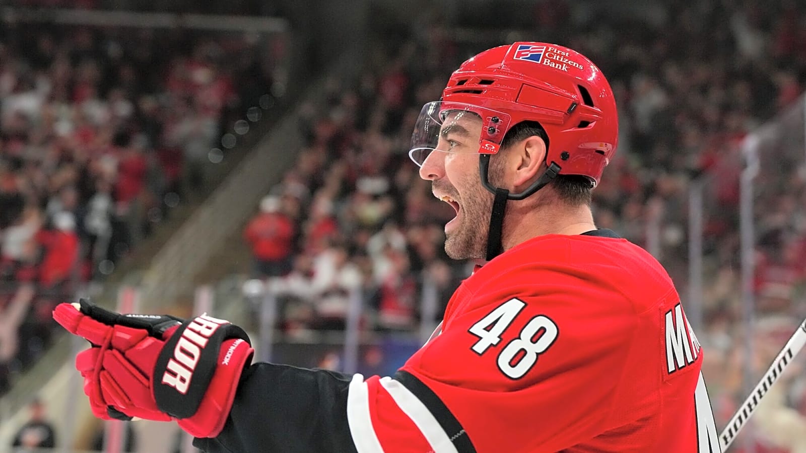 Hurricanes’ Jordan Martinook out day-to-day with lower-body injury