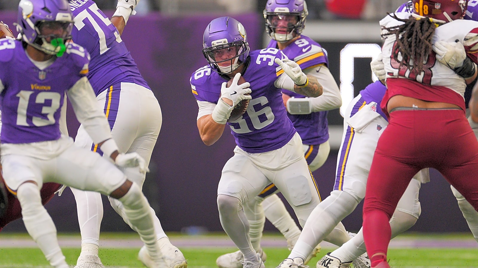 Vikings Tender Three Exclusive Rights Free Agents