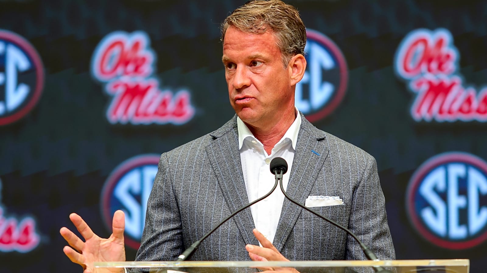 Lane Kiffin gives thoughts on Saban returning to coaching: 'I think he’ll be back'