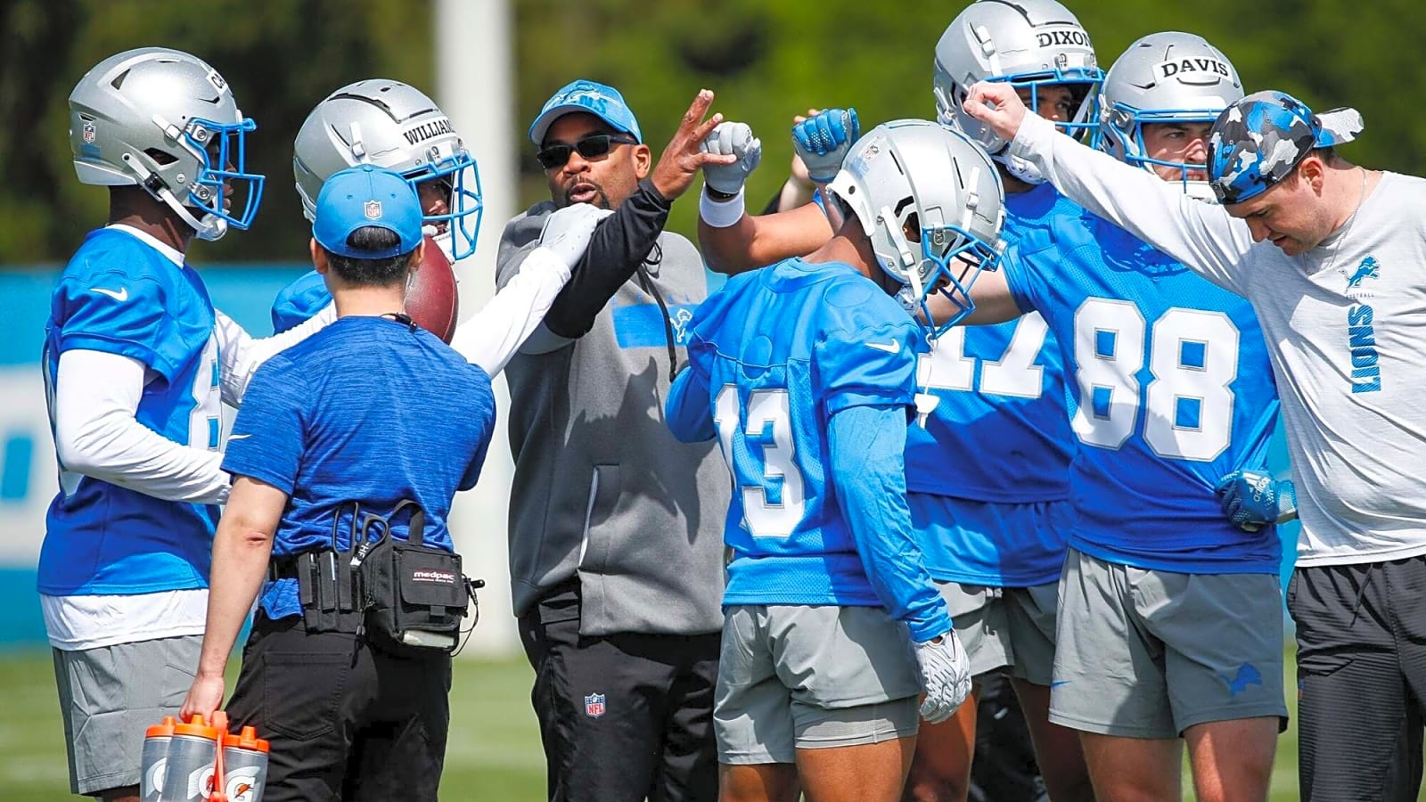Dan Campbell explains why the Lions were the only team in the NFL that didn’t do a rookie minicamp this year