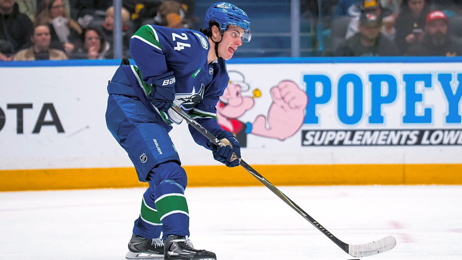  Zeev Buium stands out in Canucks’ loss to Senators