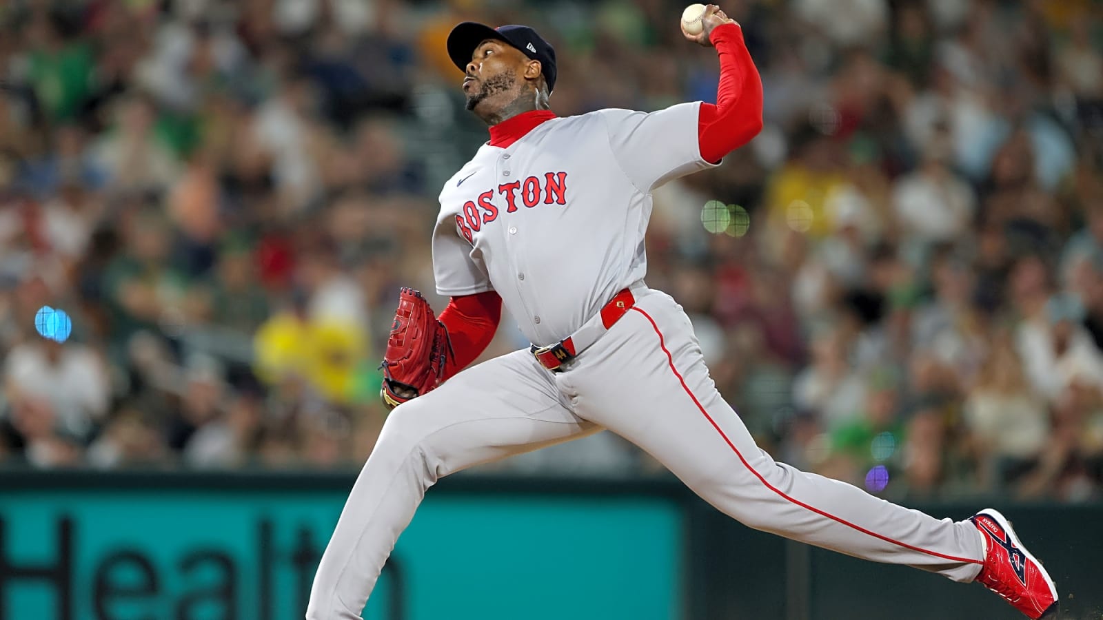 Aroldis Chapman Reaches Vesting Option Threshold