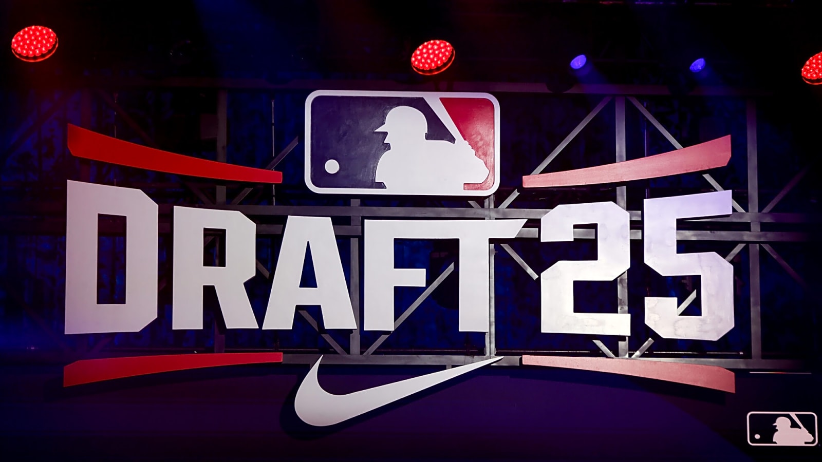 Blue Jays select Dylan Watts 202nd overall