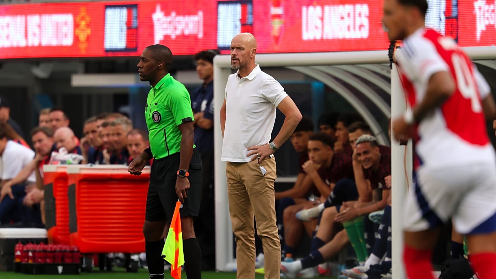 Erik ten Hag officially reunites with goalkeeper