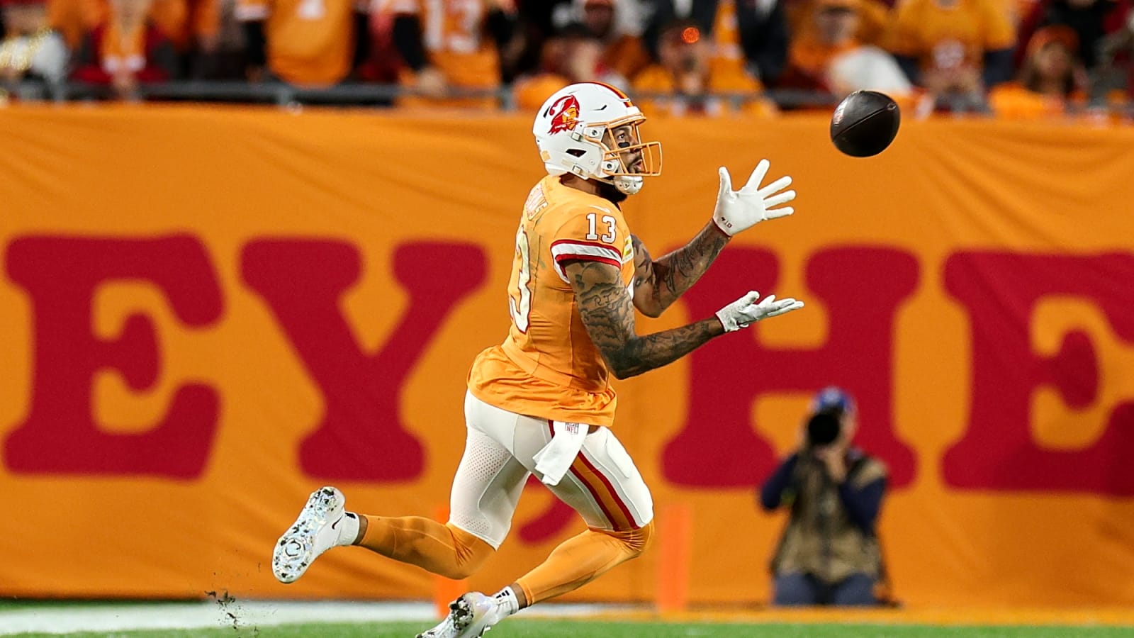 Did Mike Evans take shots at Buccaneers, Baker Mayfield after signing with 49ers?