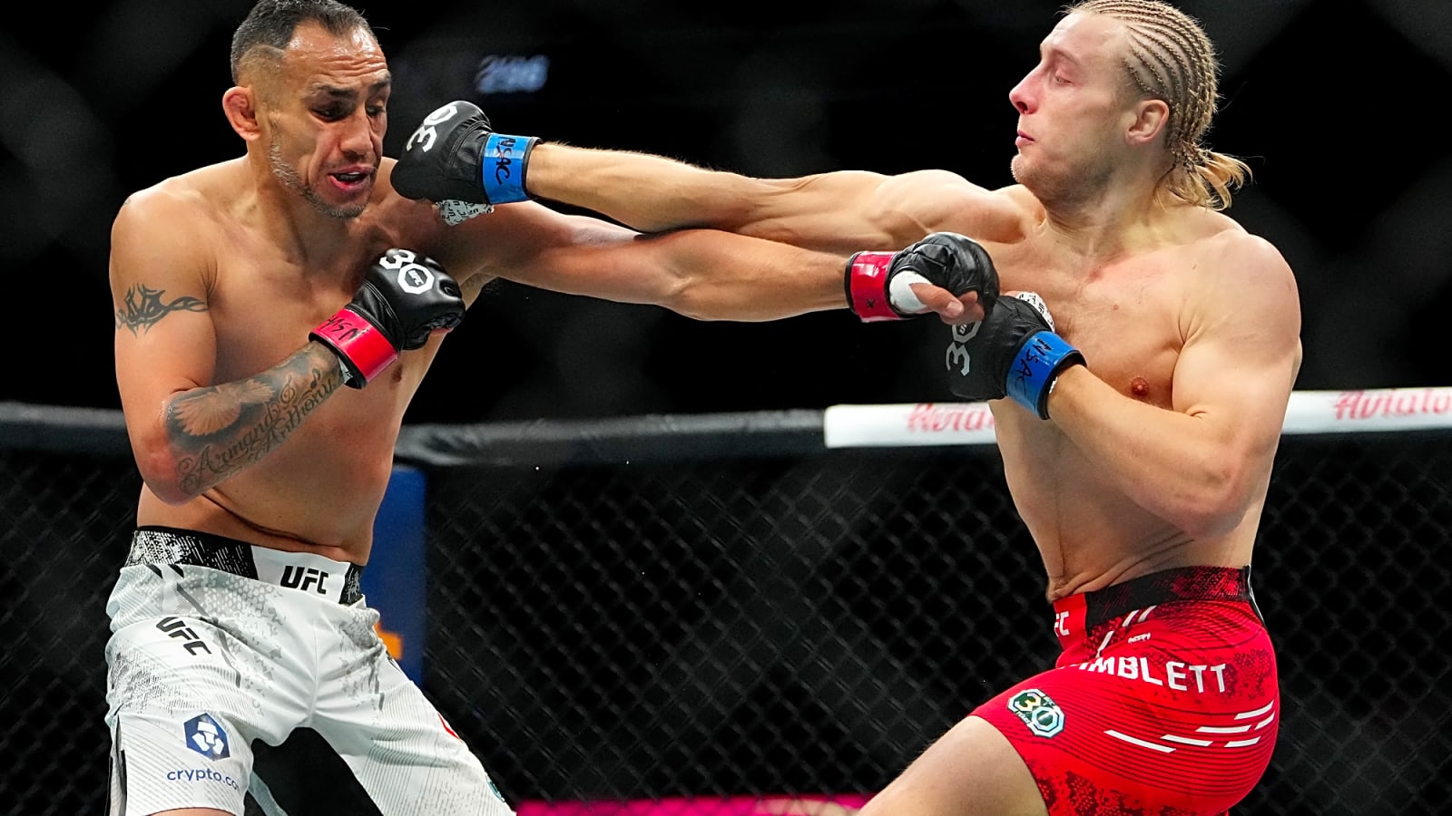 Ferguson Taught Tsarukyan Elbow That Flatlined Ruffy