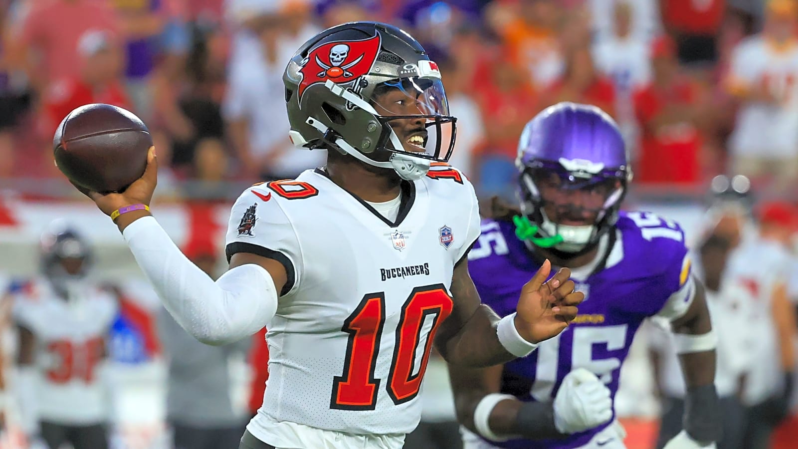 Buccaneers Hand Jalon Daniels the Keys