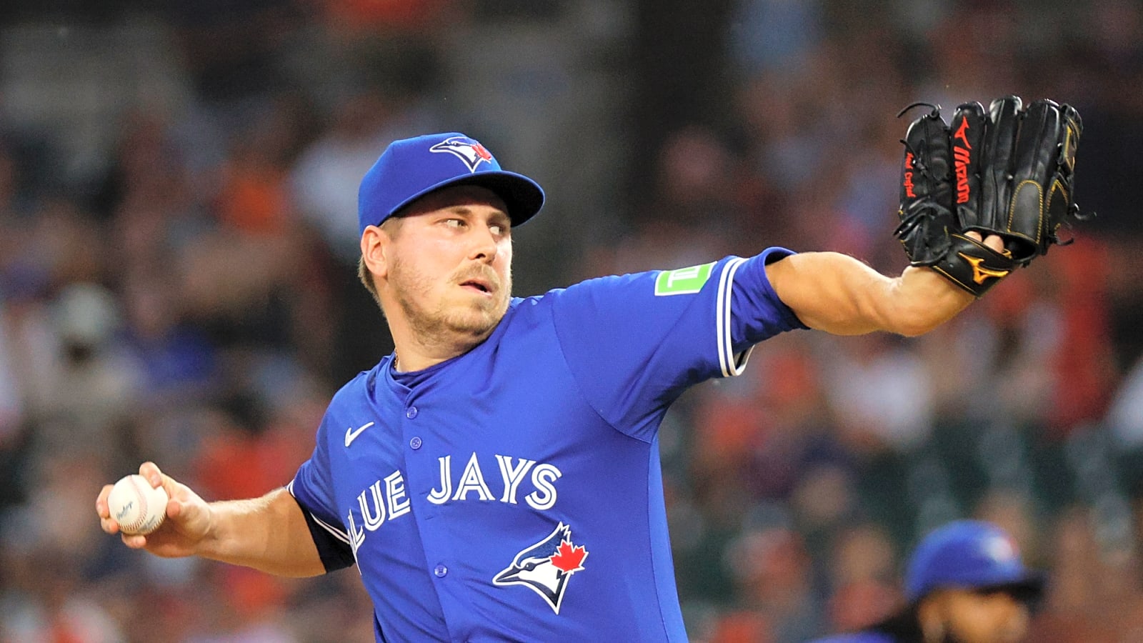 Seven-year MLB pitcher Erik Swanson announces retirement