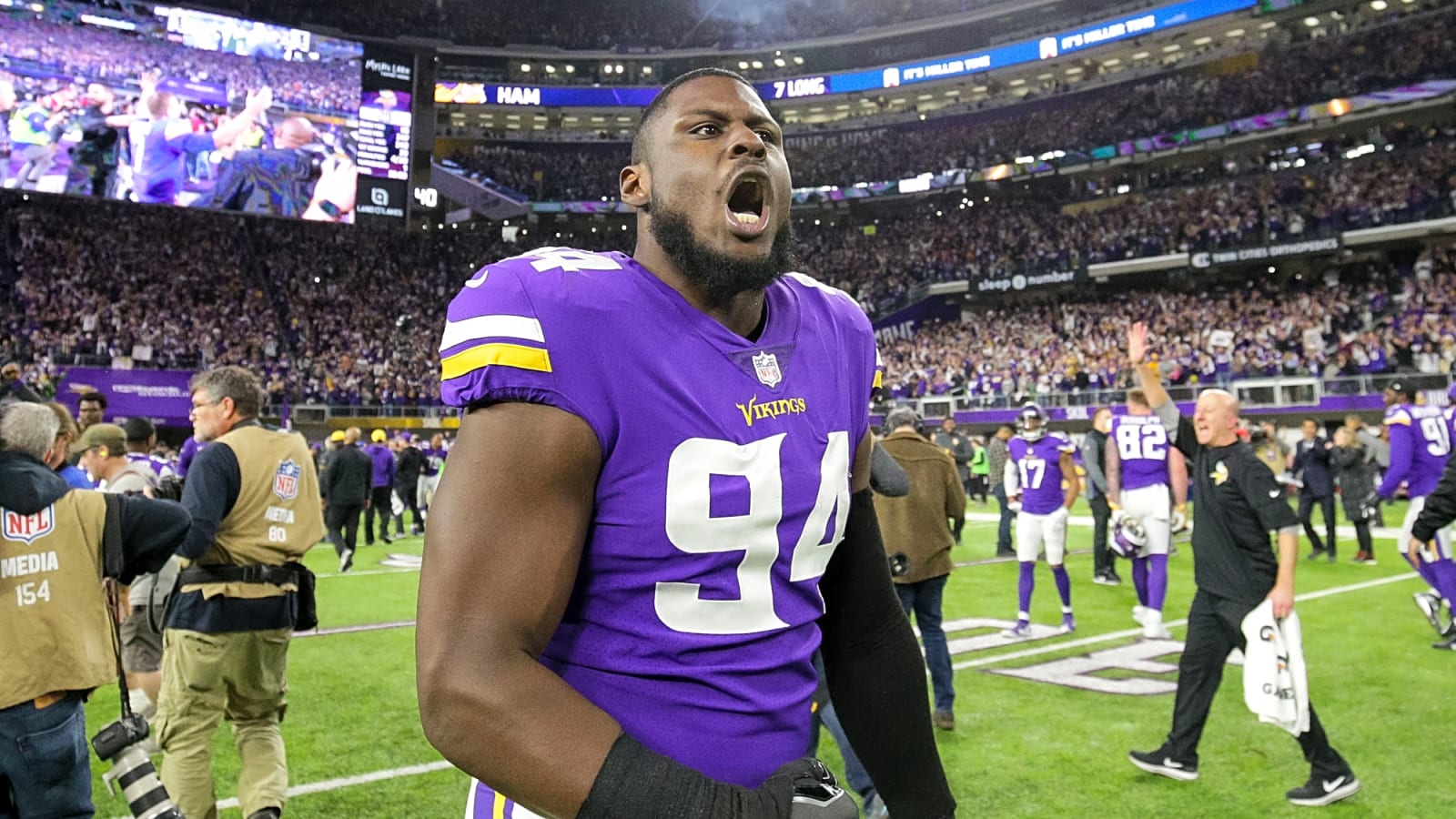 DT Jaleel Johnson Retires