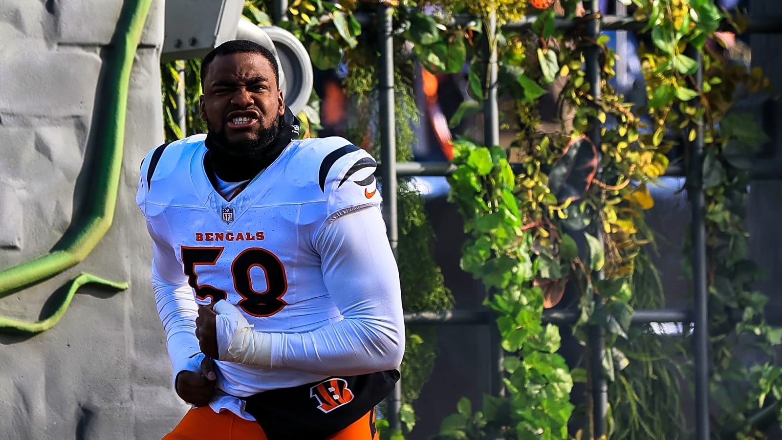 Jets Activate Joseph Ossai From PUP List