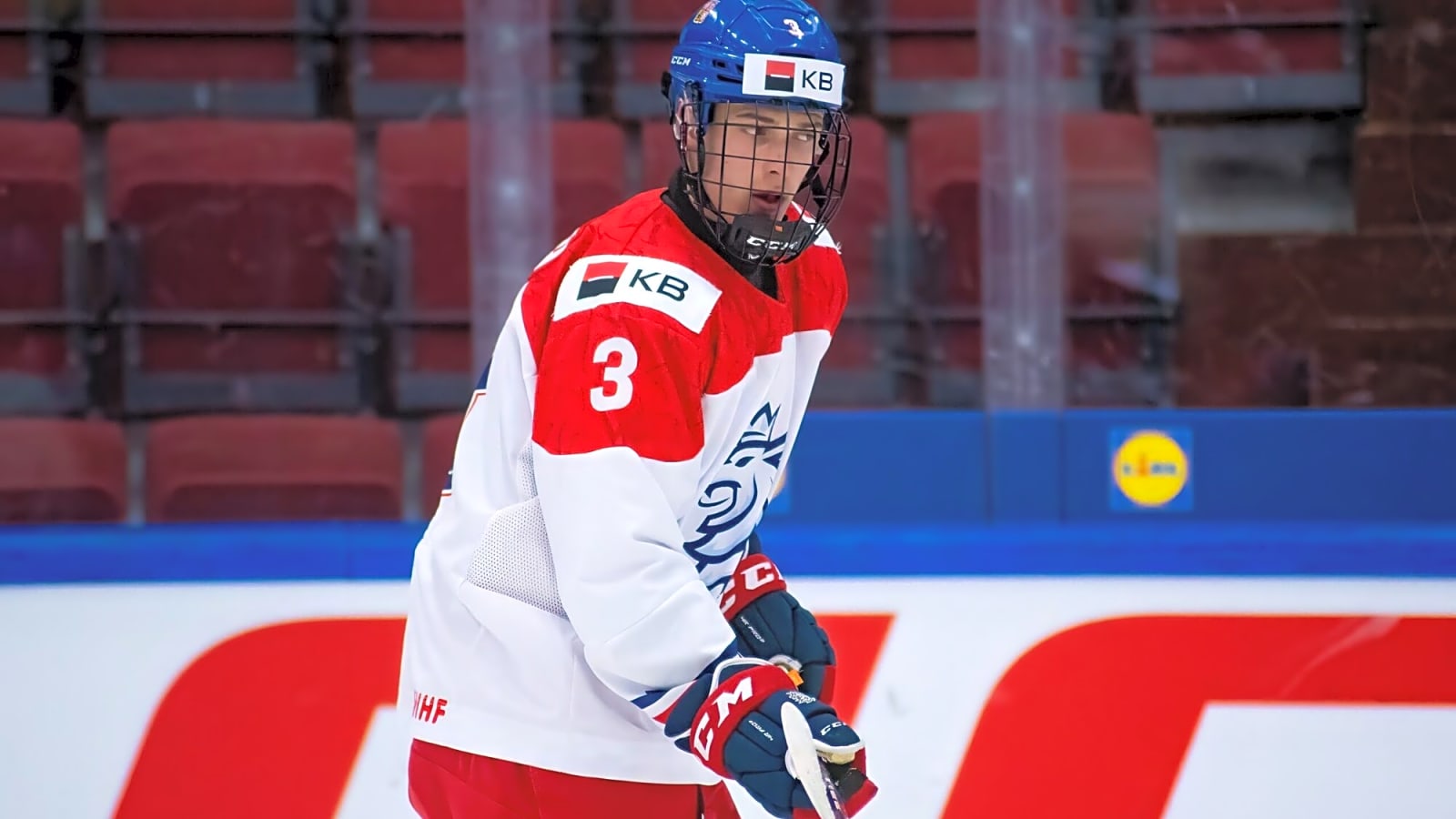 Sabres select Radim Mrtka No. 9 overall in 2025 NHL Draft