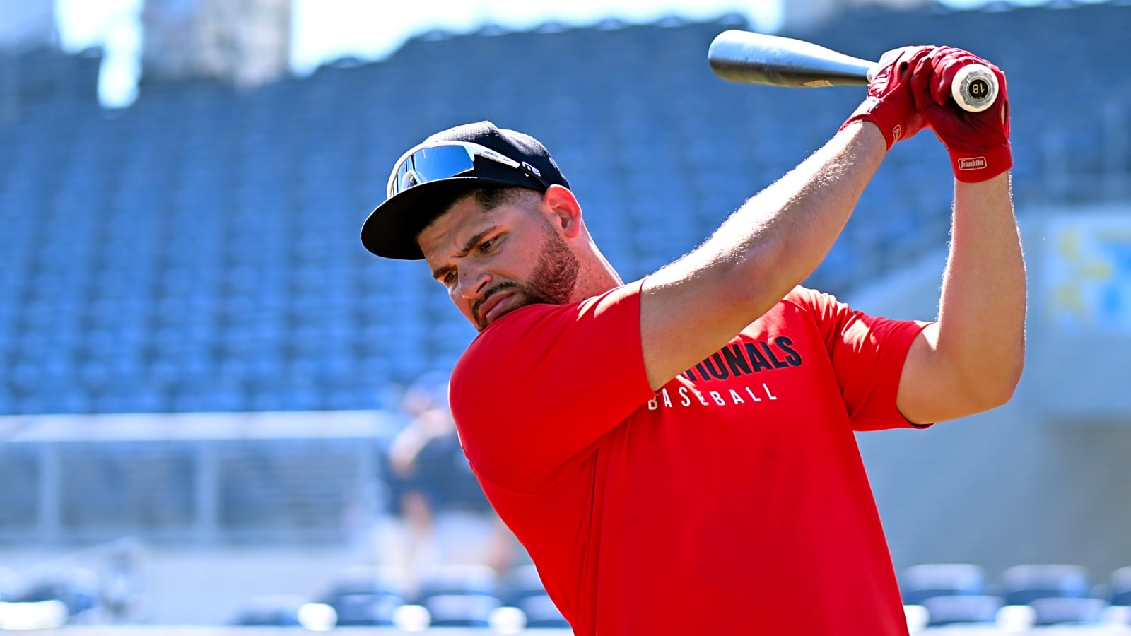 Nationals make move with veteran 1B