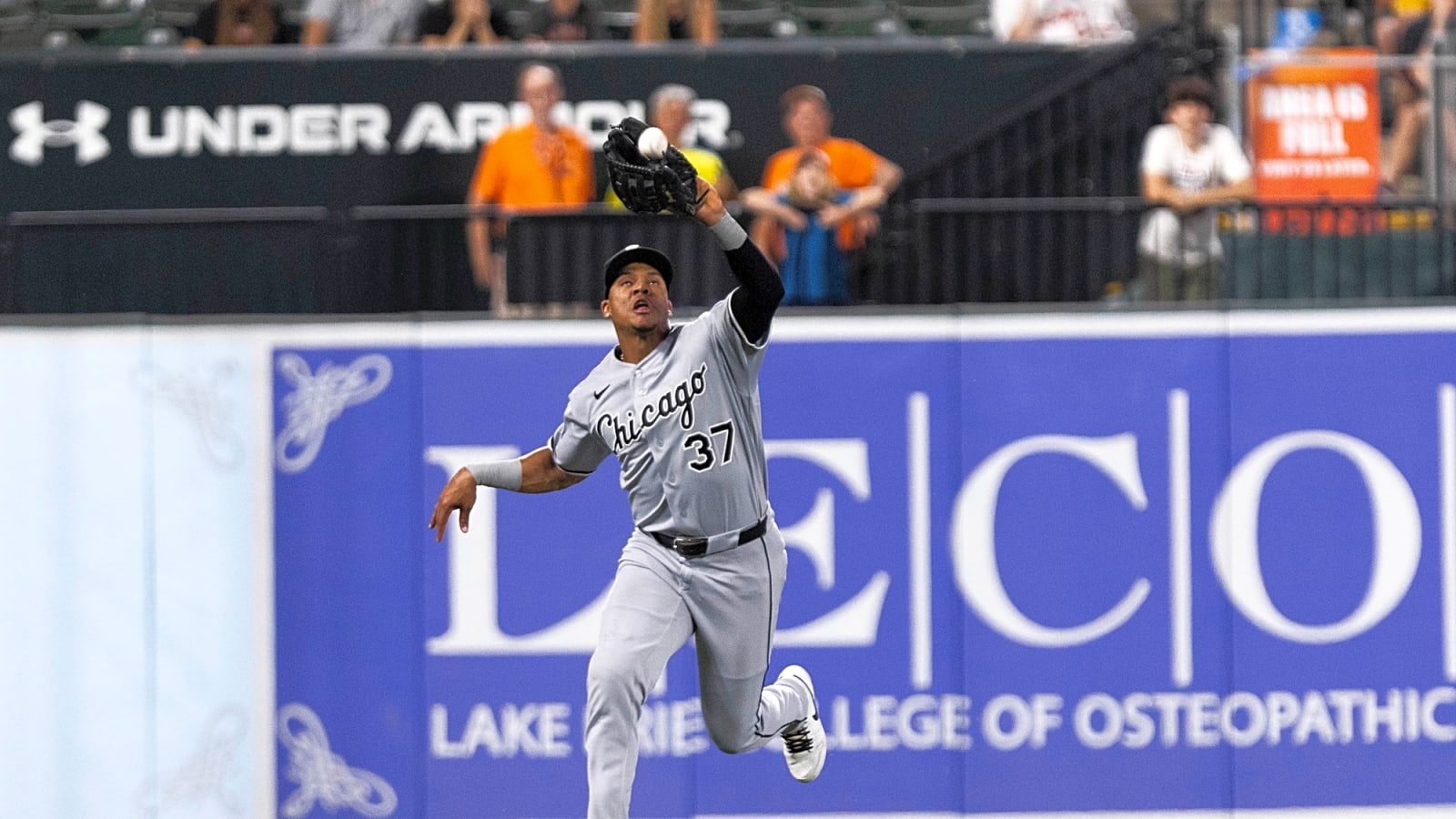 White Sox Option Junior Pérez to Charlotte