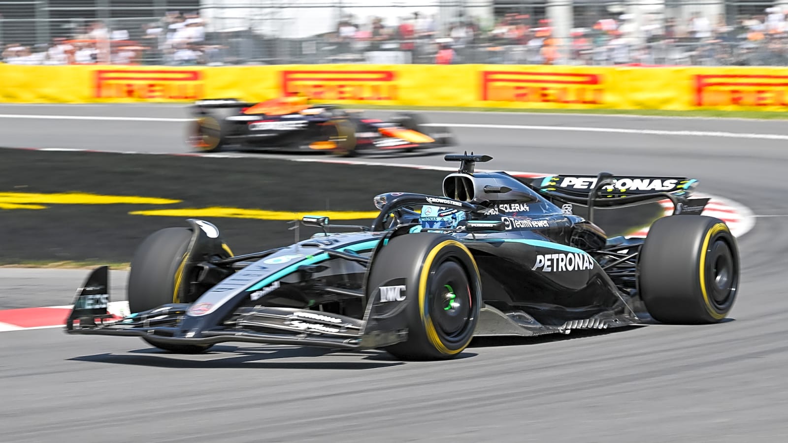 George Russell: Mercedes contract stalemate continues