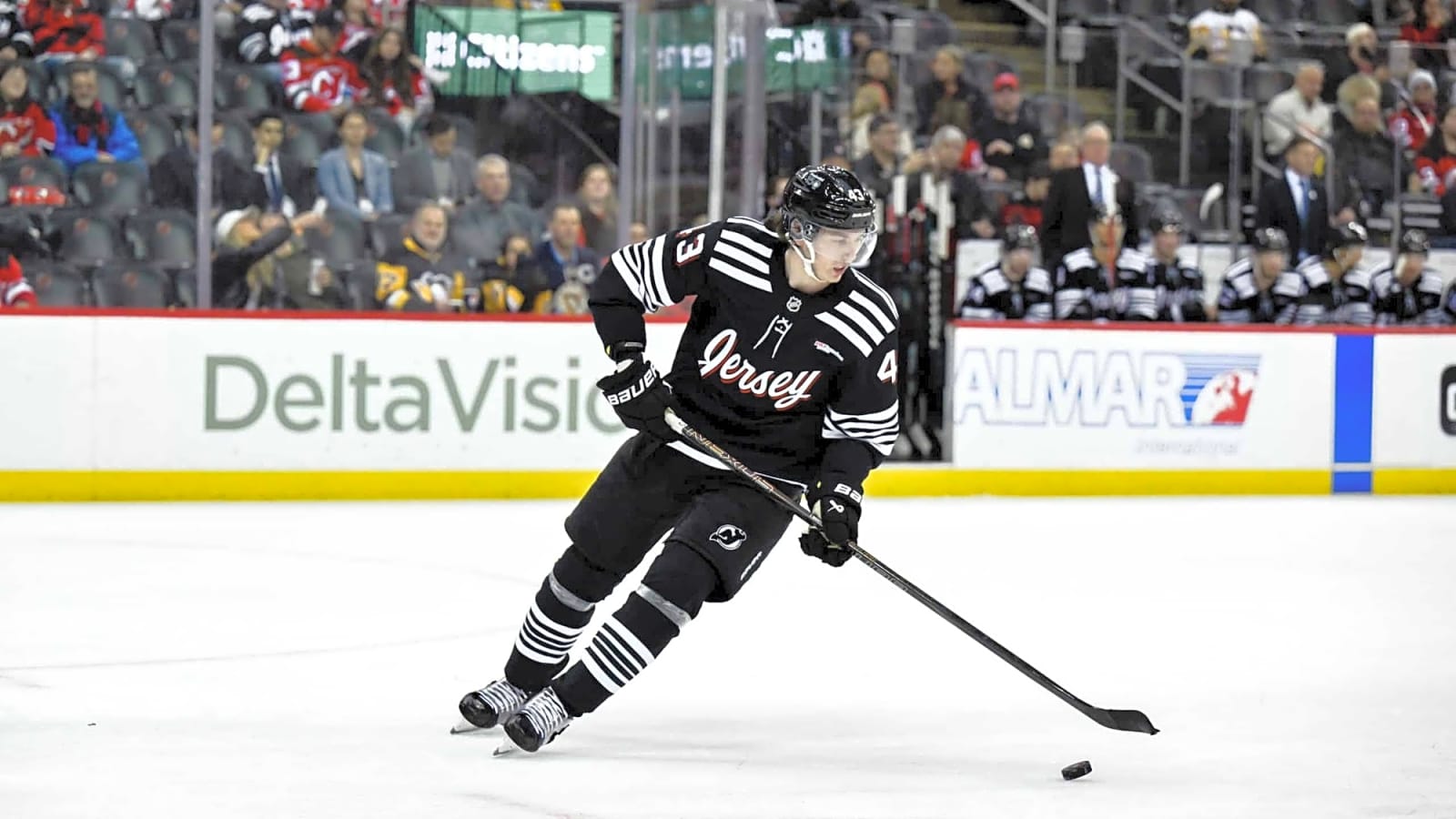 Luke Hughes Extension Wait Is Making New Jersey Devils Fans Anxious