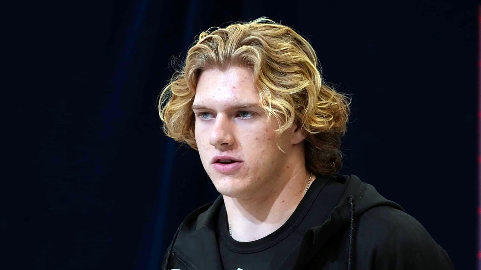 Cleveland Browns select 'Captain America' Carson Schwesinger at Pick 33