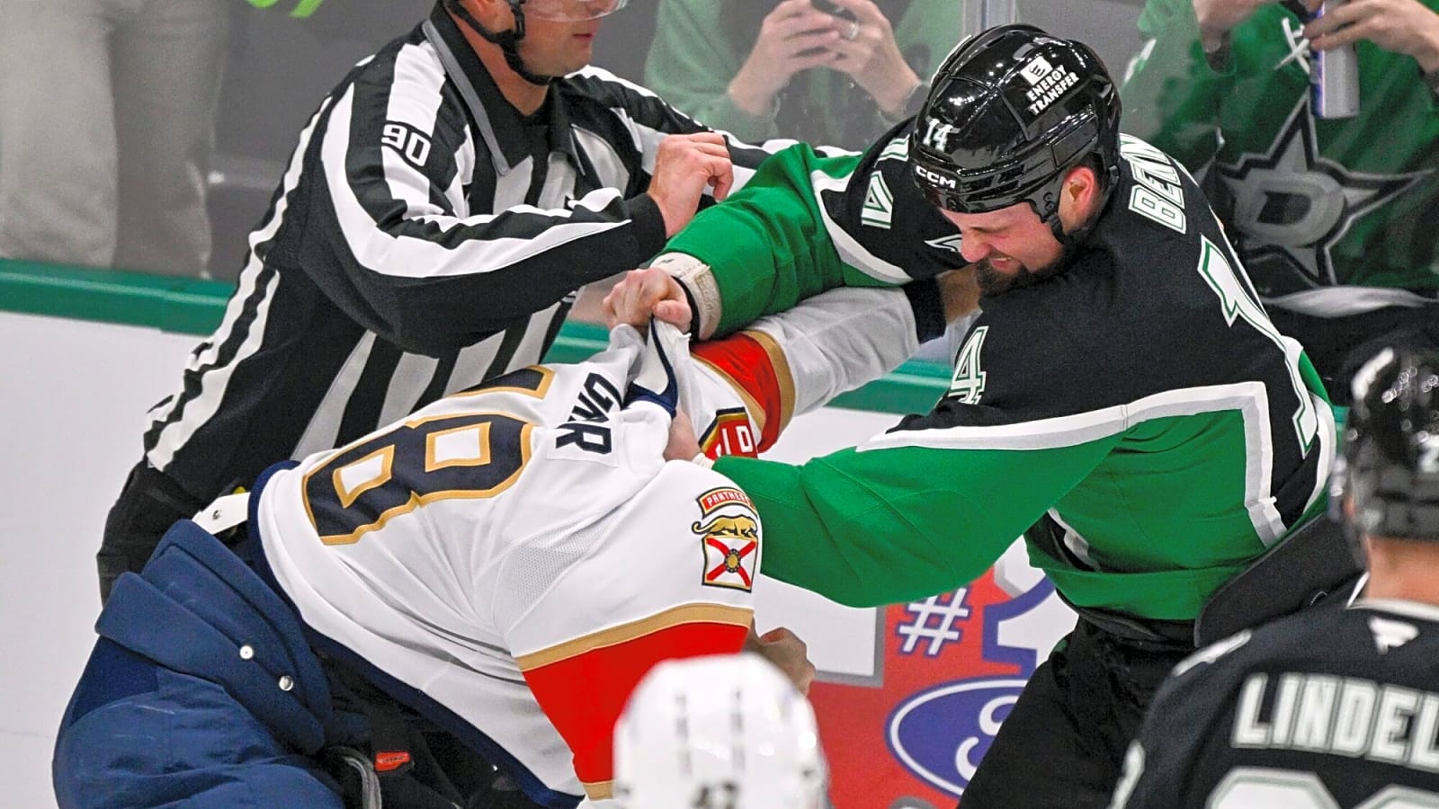 Noah Gregor, Dennis Cholowski placed on waivers