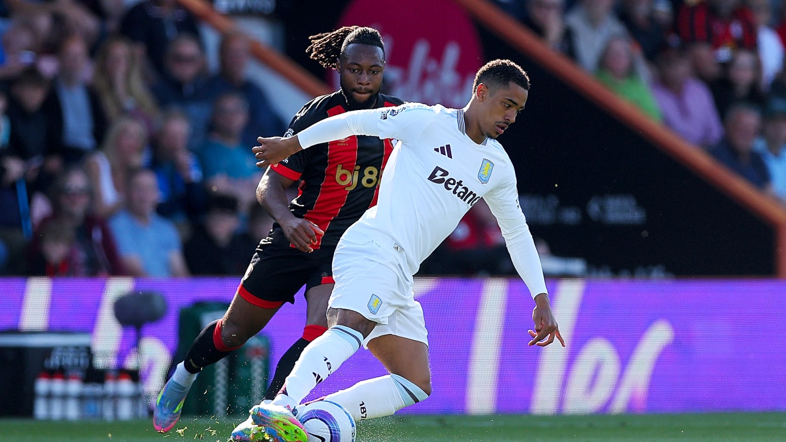Tottenham given edge over West Ham in the race to land 17-goal English midfielder