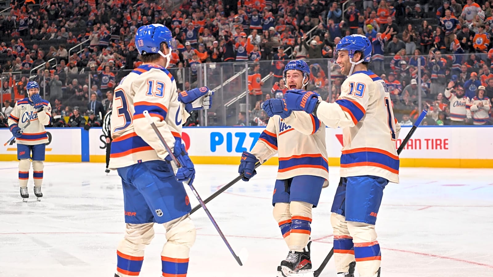 Comparing the Oilers’ depth forwards to other playoff teams’ depth forwards