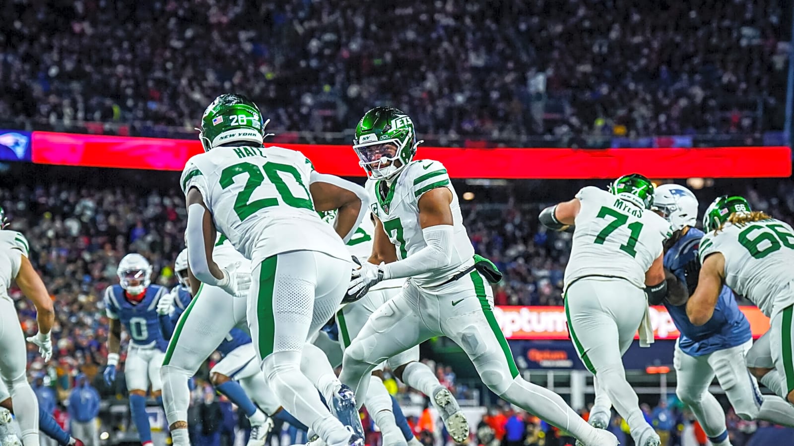 8 NFL Quarterbacks That Hit The Hot Seat Heading Into 2026
