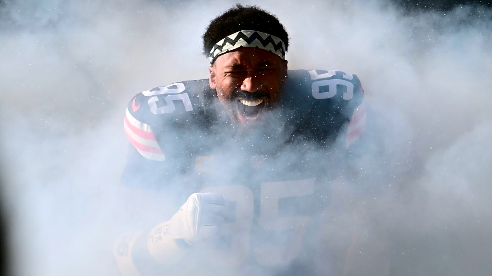 Ranking the Top 10 Best NFL Edge Rushers of 2025