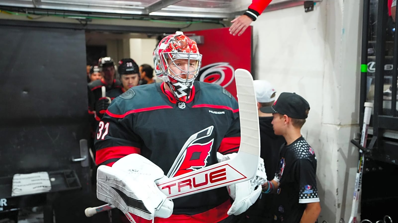 Hurricanes' Frederik Andersen is having a jaw-dropping playoff run