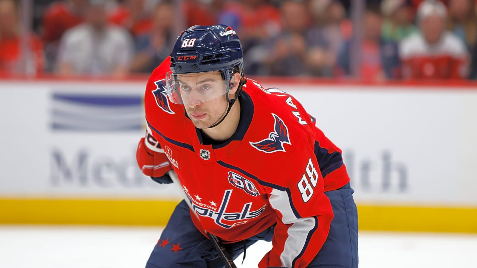 Oilers Beat Maple Leafs to Sign Key Free Agent Forward