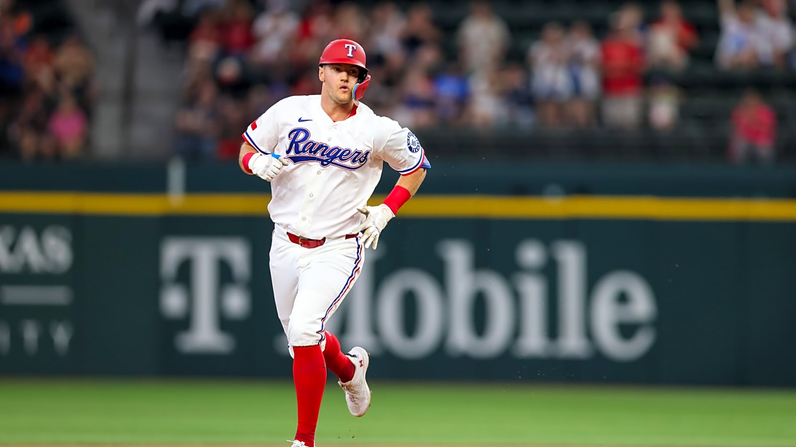 Josh Jung continues to relish being the offensive anchor for the Rangers