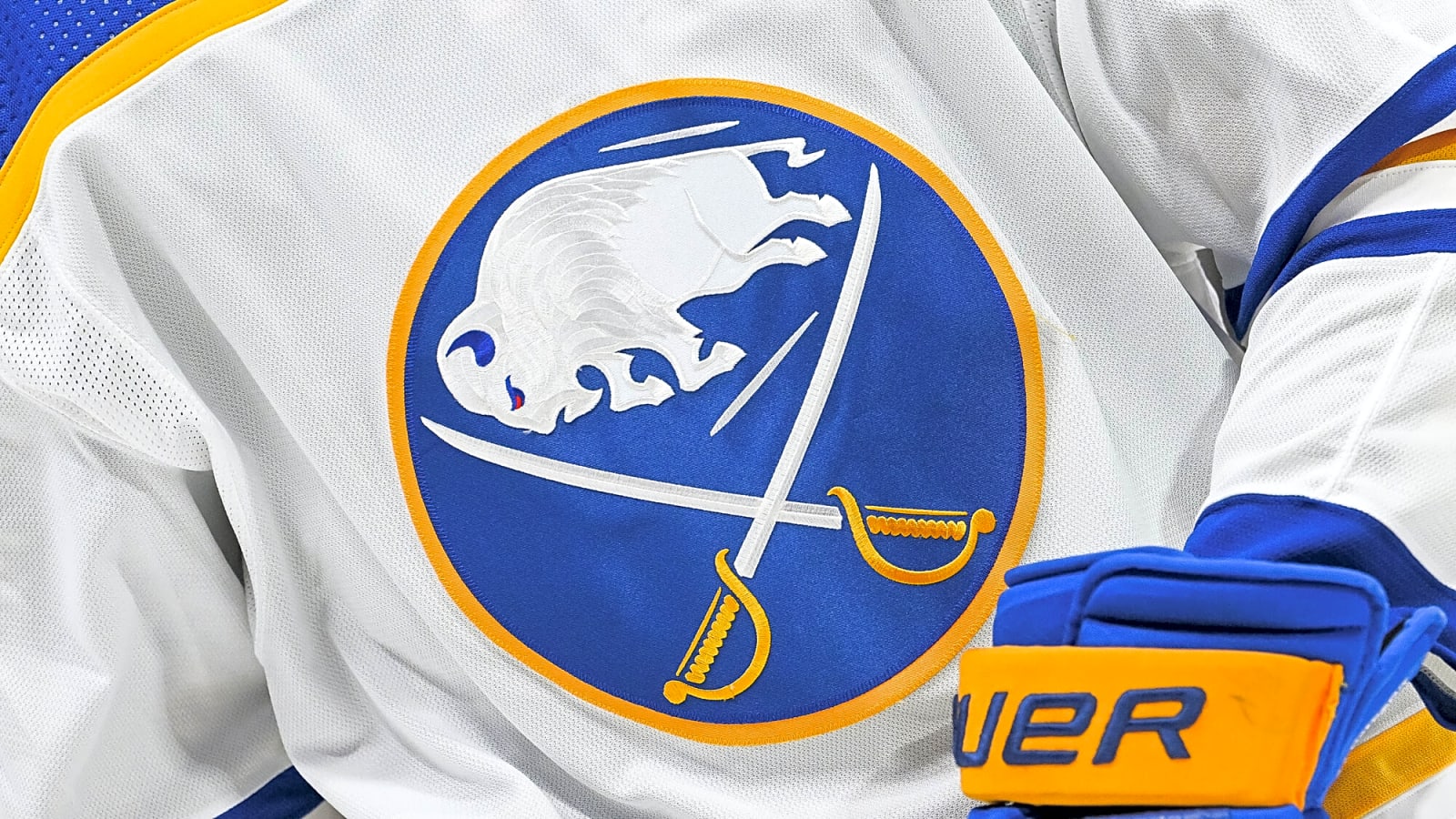 Sabres’ Joshua Norris Out Day-To-Day With Upper-Body Injury