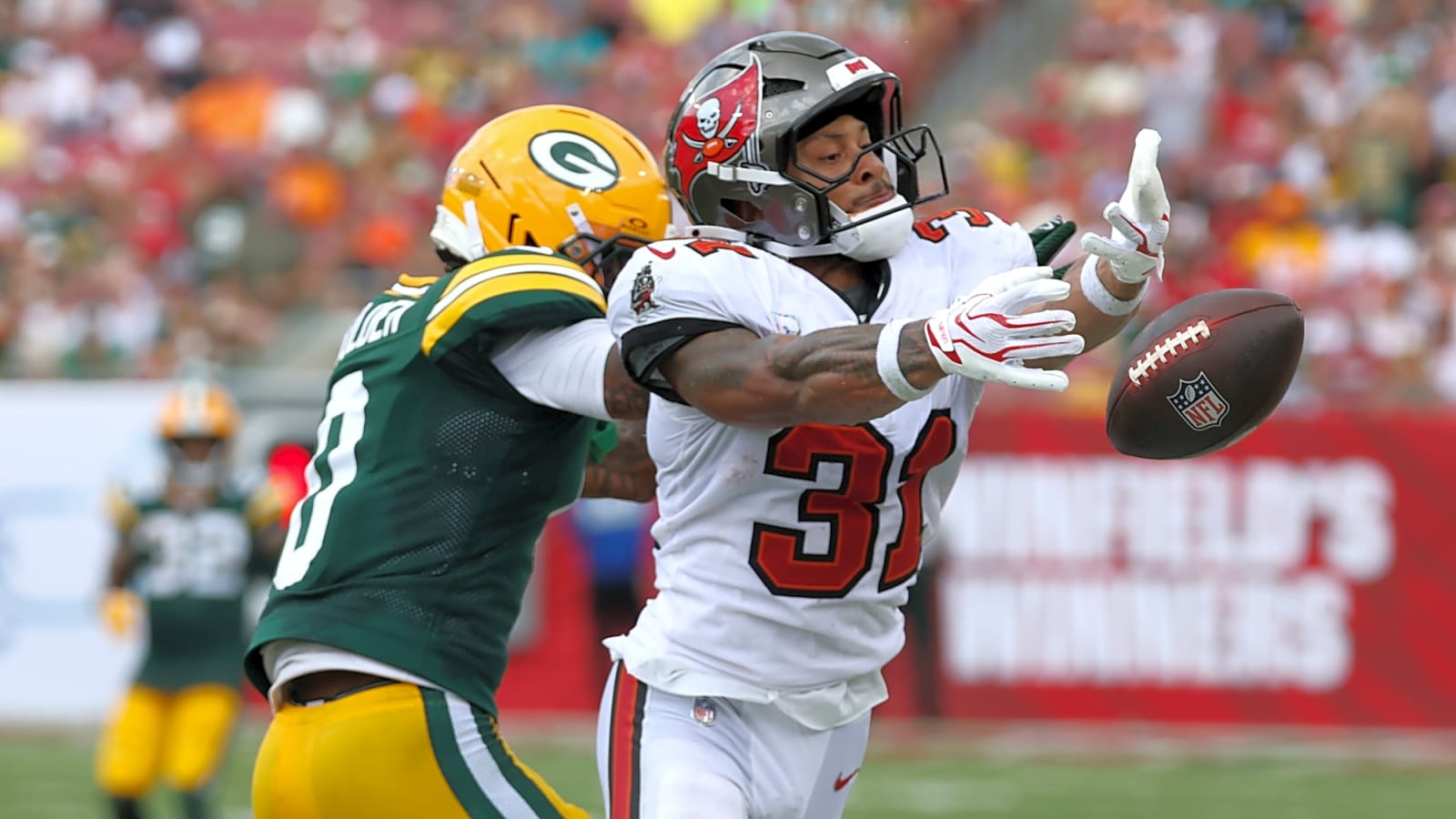 Buccaneers S Antoine Winfield To Miss Time