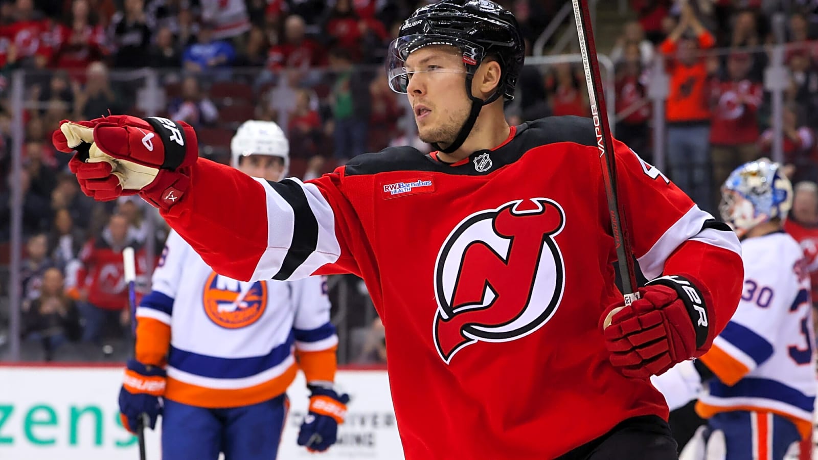 ‘Edmonton checked all those boxes’: Curtis Lazar excited to join contending team with Oilers