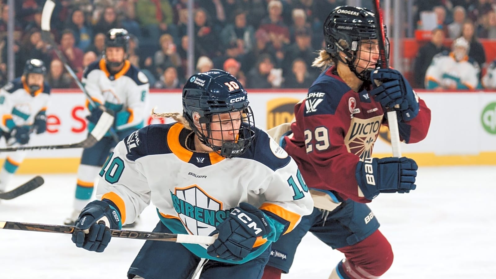 Top 10 women’s hockey players of 2025