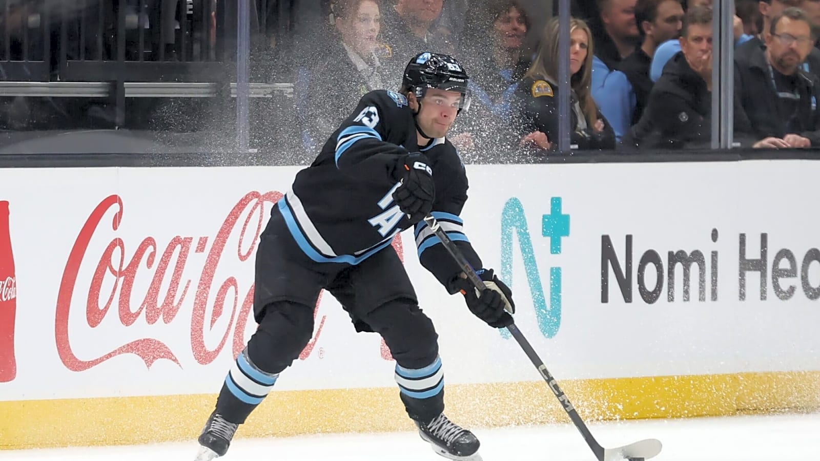 Mammoth trade Matias Maccelli to Maple Leafs for conditional draft pick