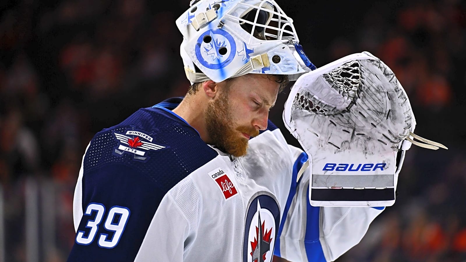 Blackhawks’ Laurent Brossoit out long-term after offseason hip surgery